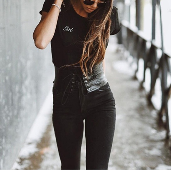 🍒NWT🍒 UO SATIN LACE UP CORSET BELT - Picture 5 of 8